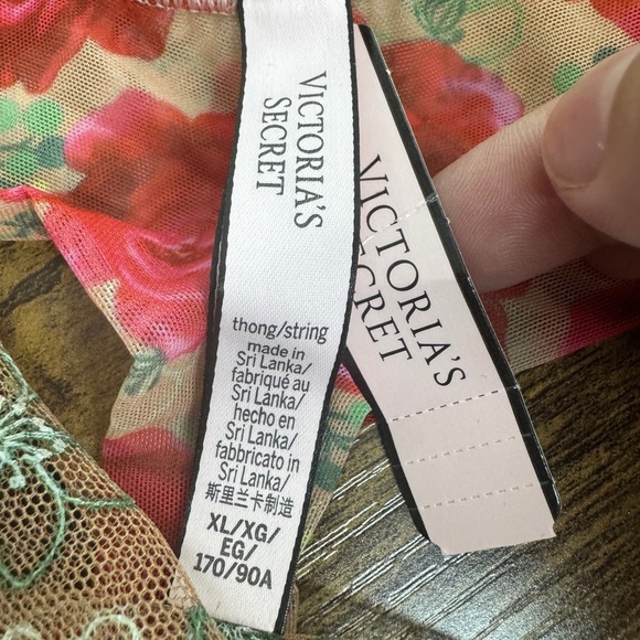 Victoria's Secret Floral Embroidery Lace Thong Red - Picture 6 of 8